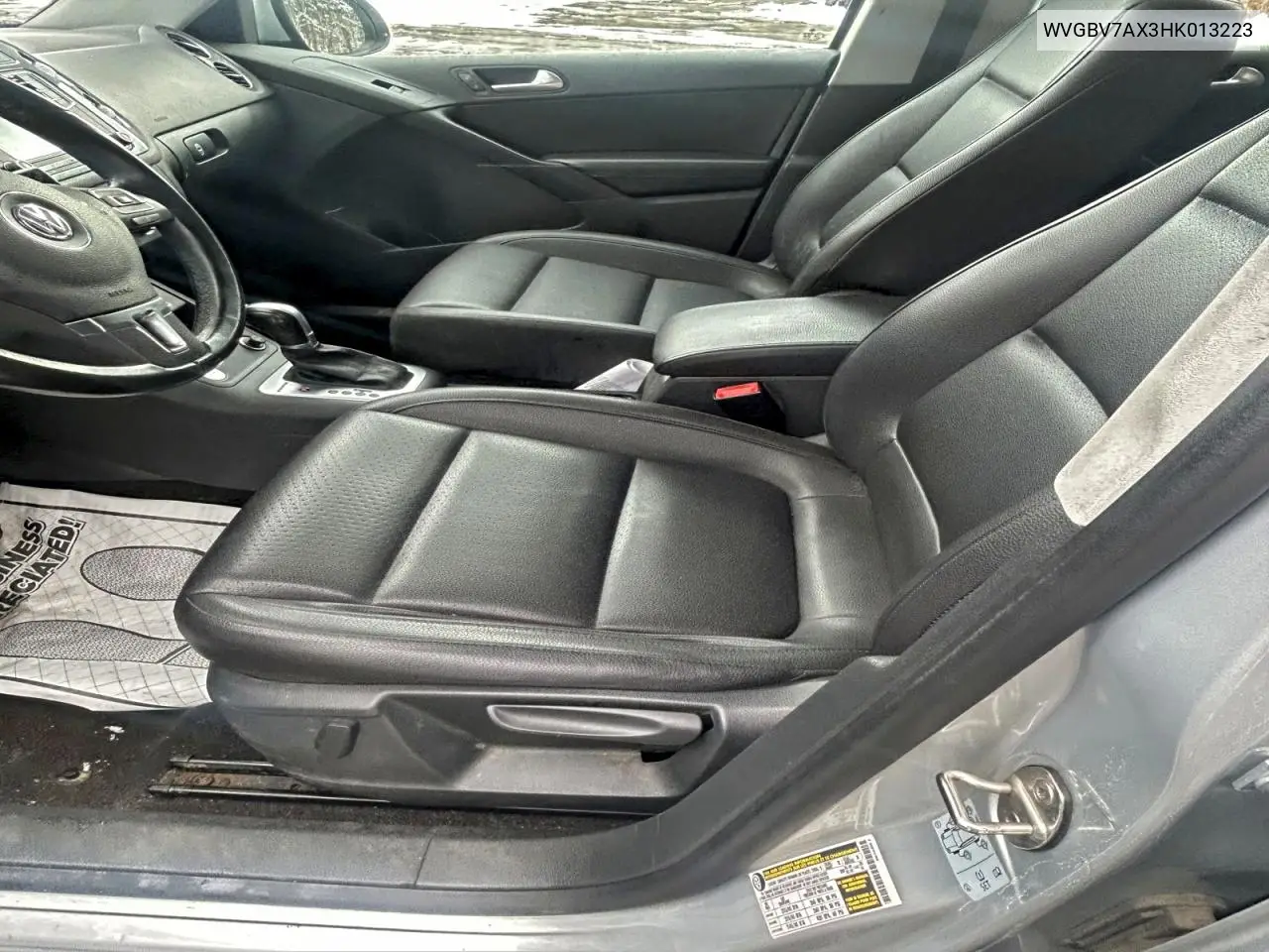 WVGBV7AX3HK013223 2017 Volkswagen Tiguan S
