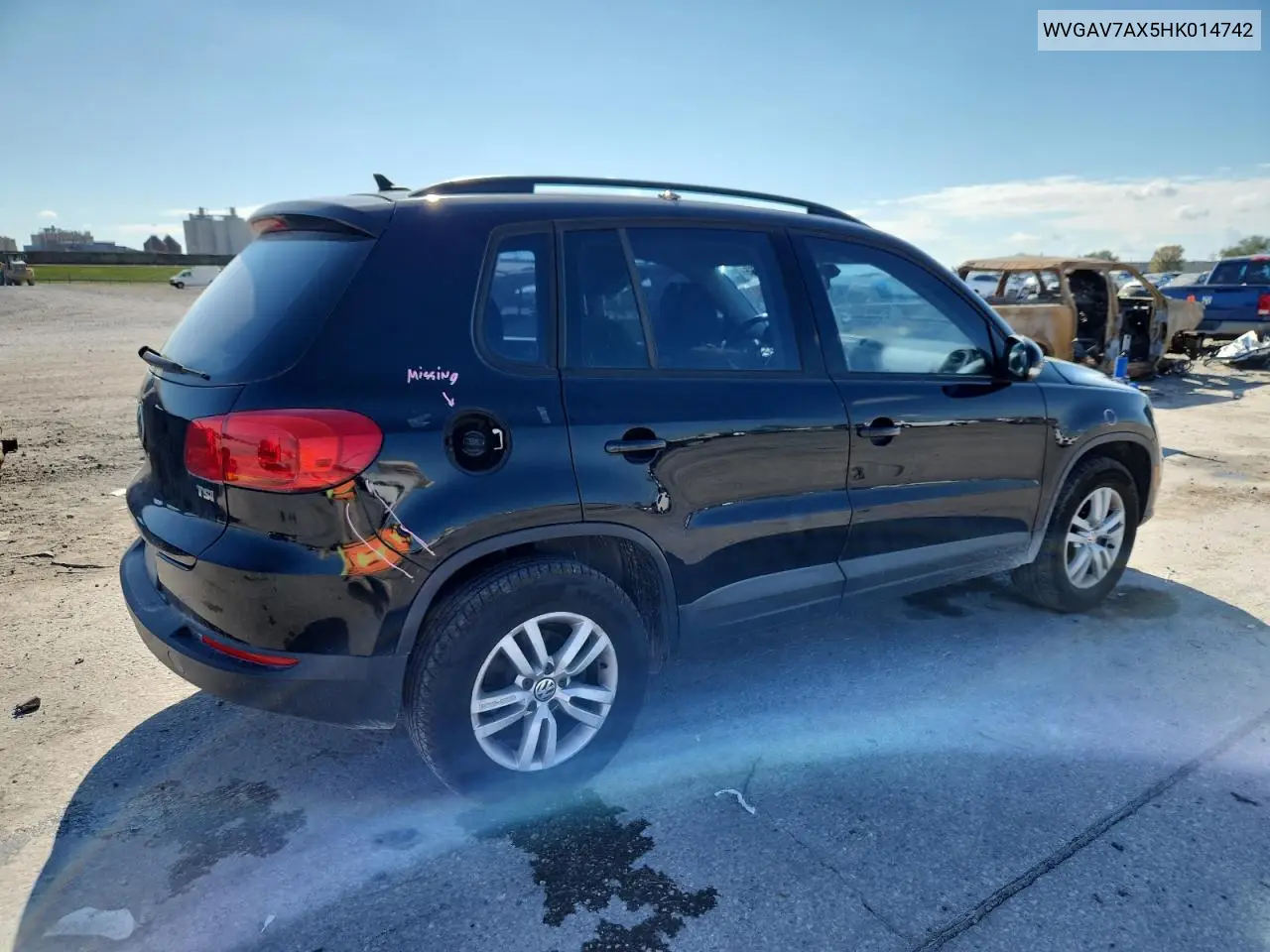 WVGAV7AX5HK014742 2017 Volkswagen Tiguan S