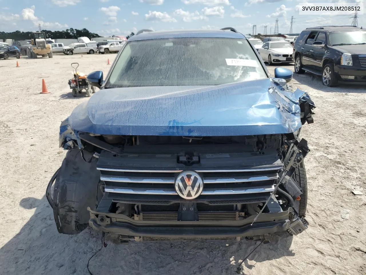 3VV3B7AX8JM208512 2018 Volkswagen Tiguan Se