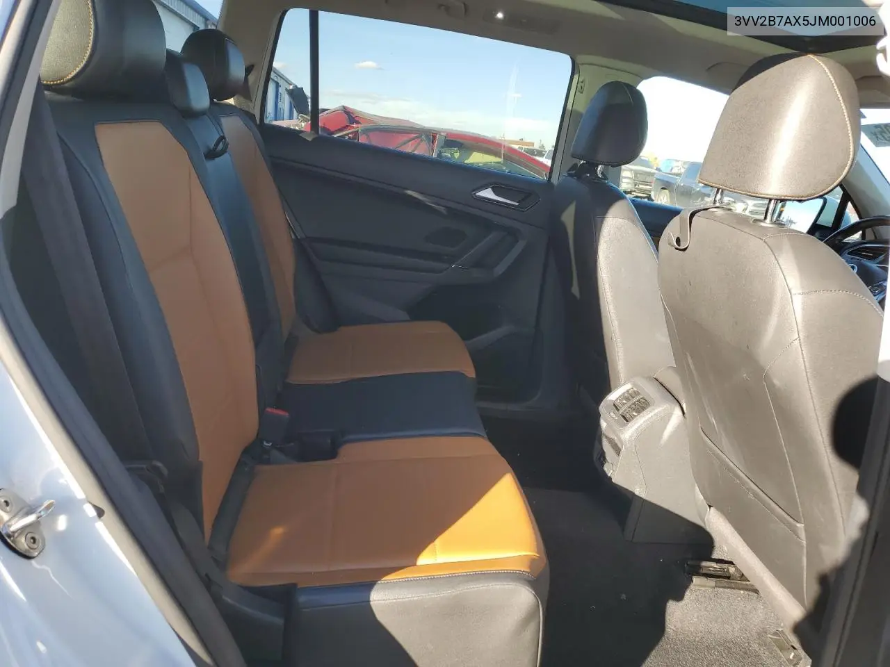 3VV2B7AX5JM001006 2018 Volkswagen Tiguan Se