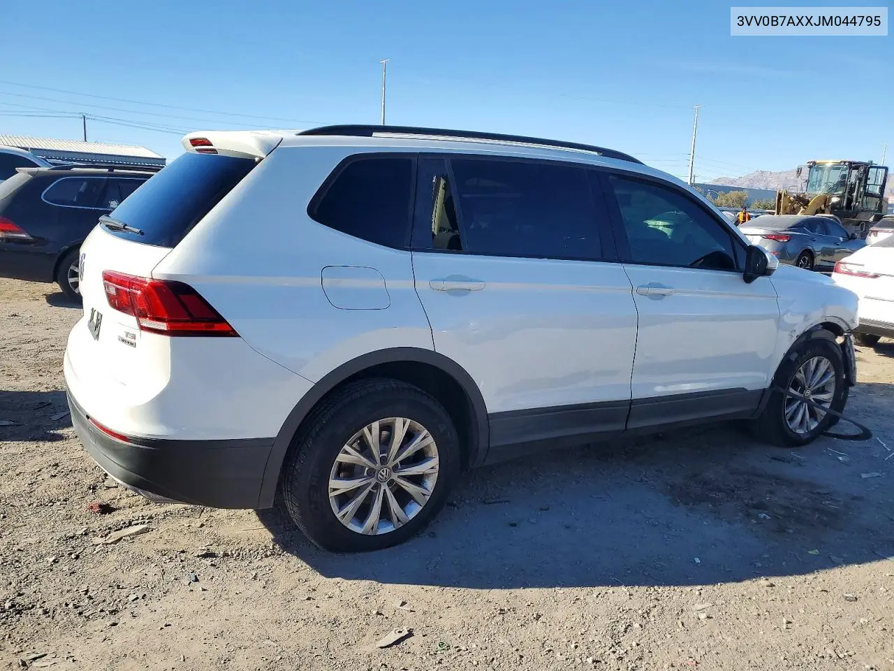 3VV0B7AXXJM044795 2018 Volkswagen Tiguan S