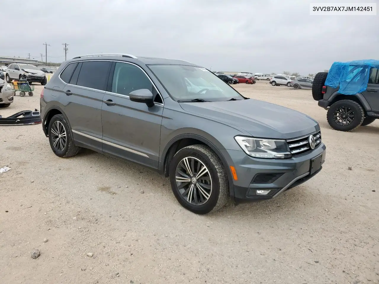 3VV2B7AX7JM142451 2018 Volkswagen Tiguan Se