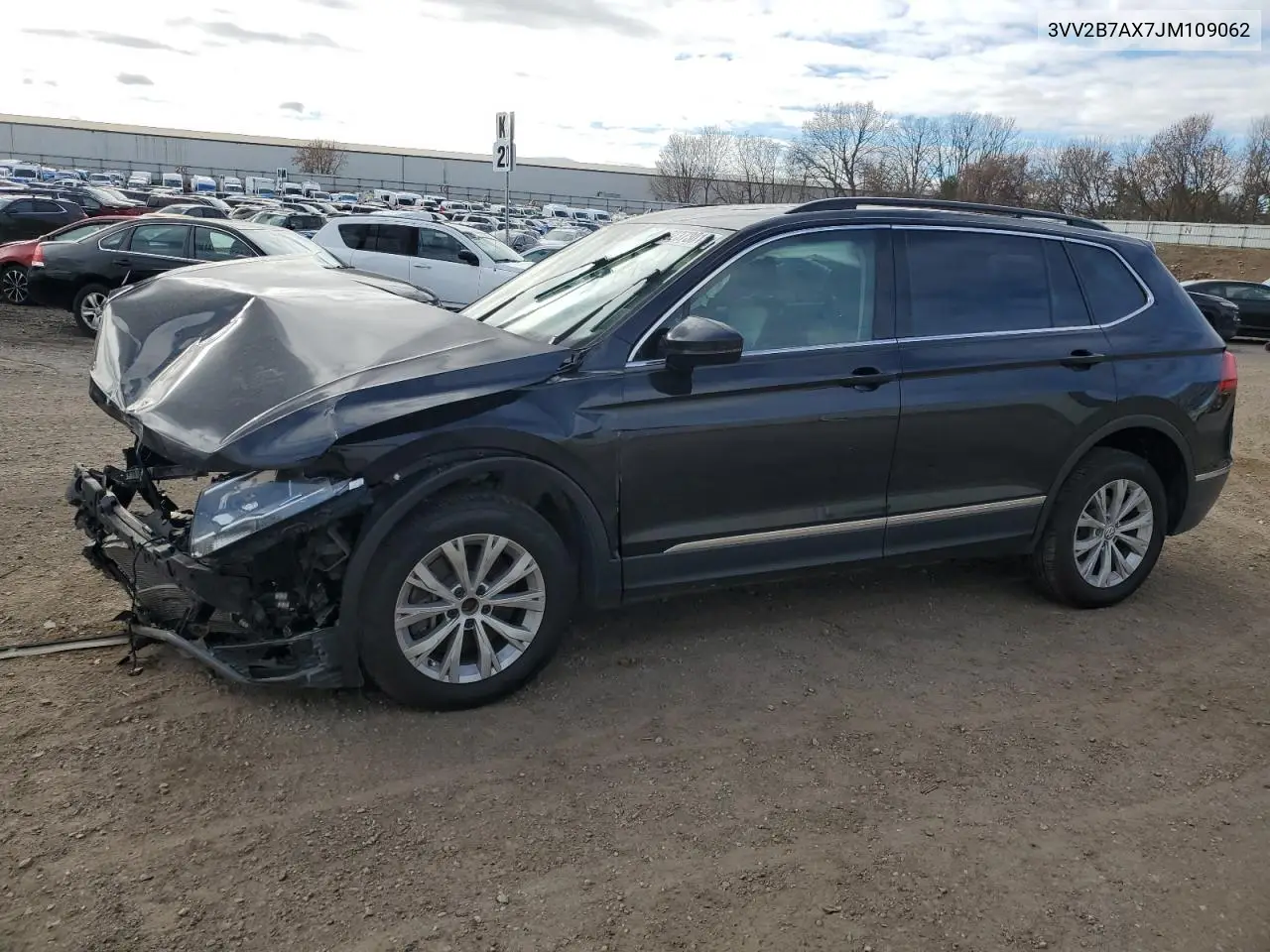 3VV2B7AX7JM109062 2018 Volkswagen Tiguan Se