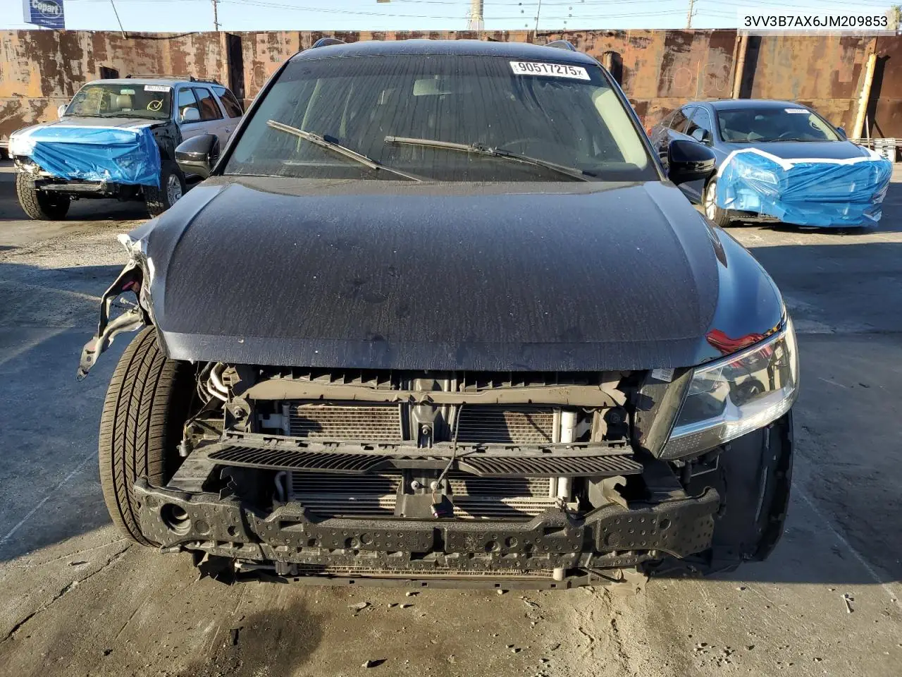 3VV3B7AX6JM209853 2018 Volkswagen Tiguan Se