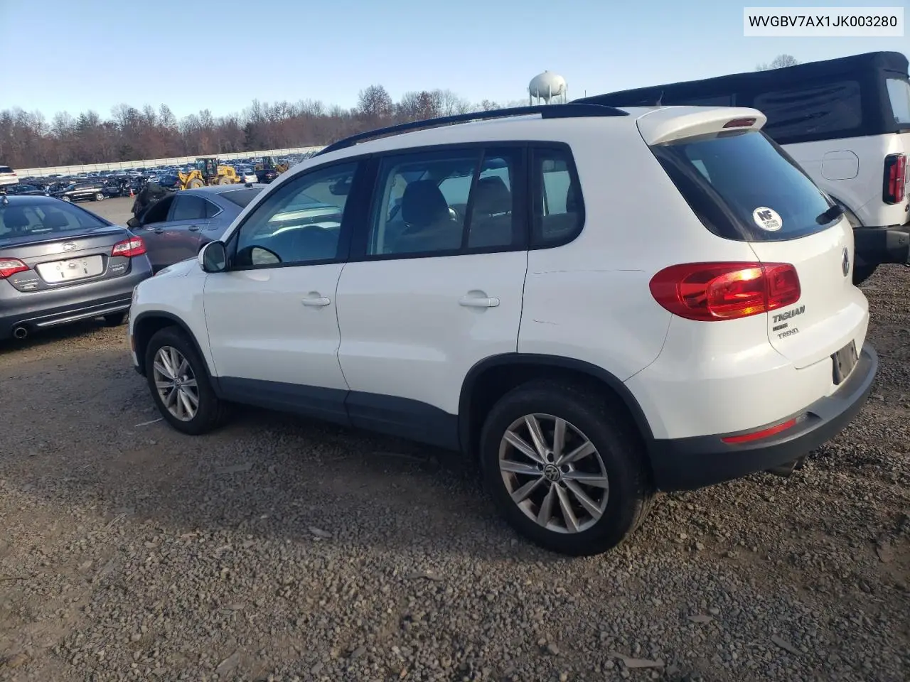 WVGBV7AX1JK003280 2018 Volkswagen Tiguan Limited