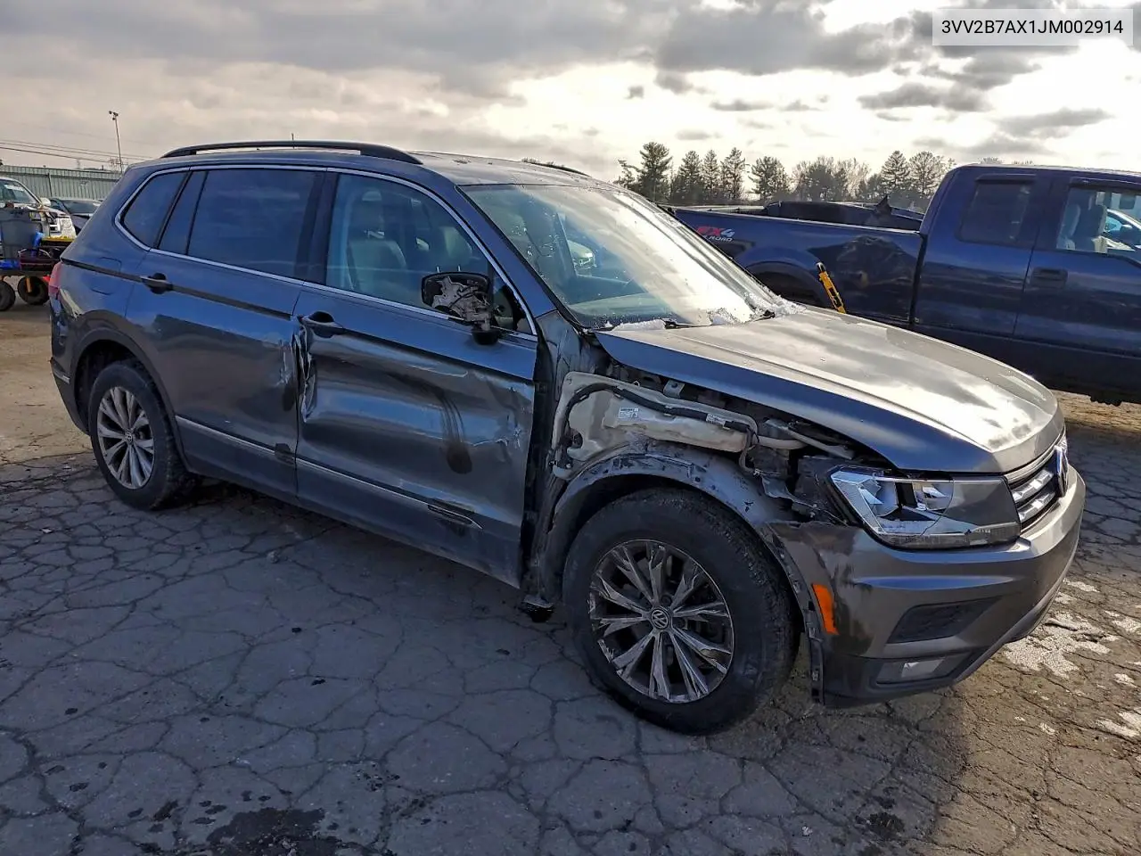 3VV2B7AX1JM002914 2018 Volkswagen Tiguan Se