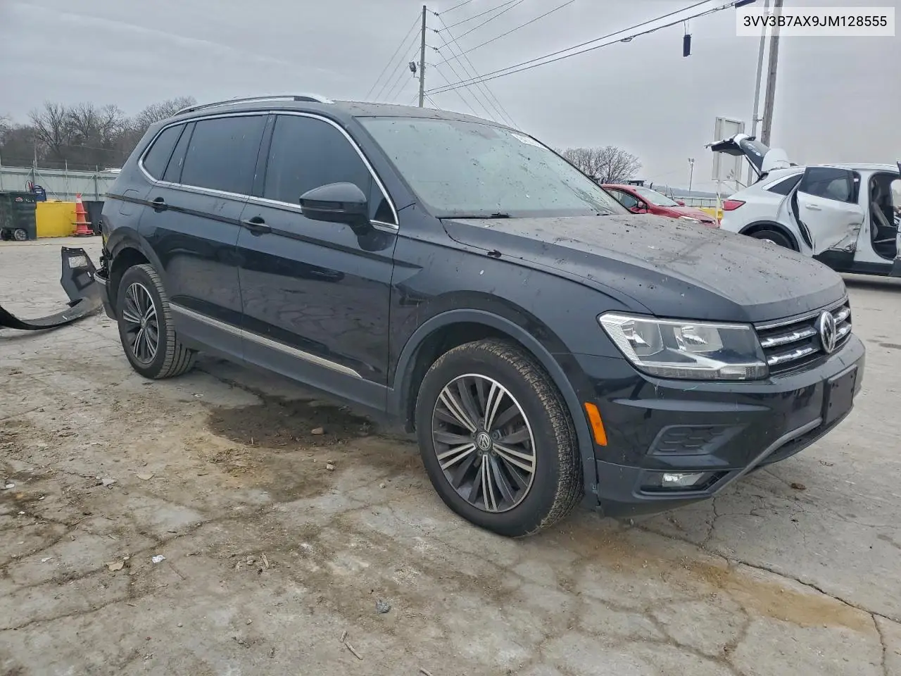 3VV3B7AX9JM128555 2018 Volkswagen Tiguan Se