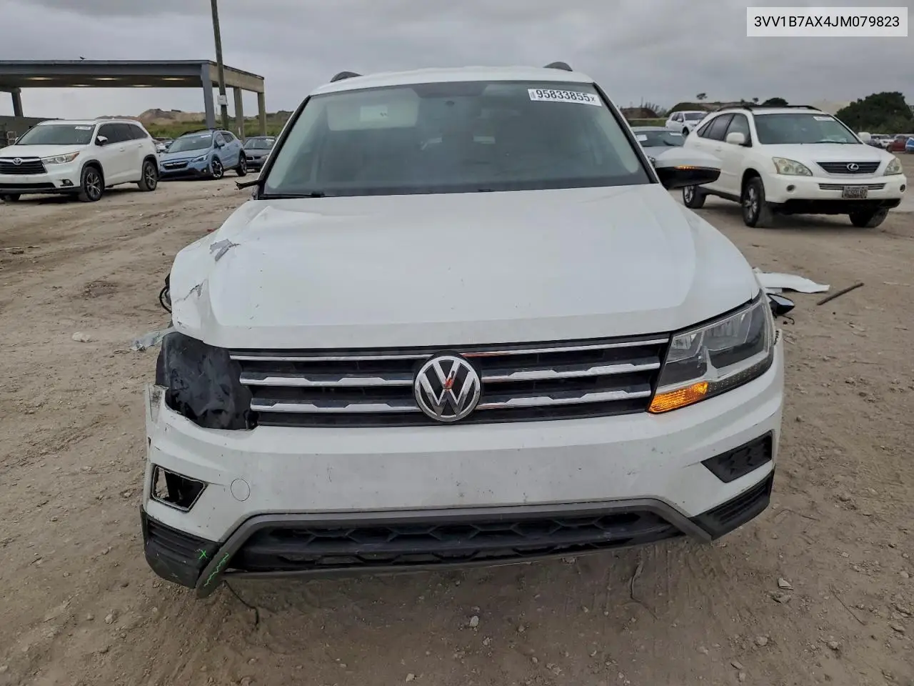 3VV1B7AX4JM079823 2018 Volkswagen Tiguan S