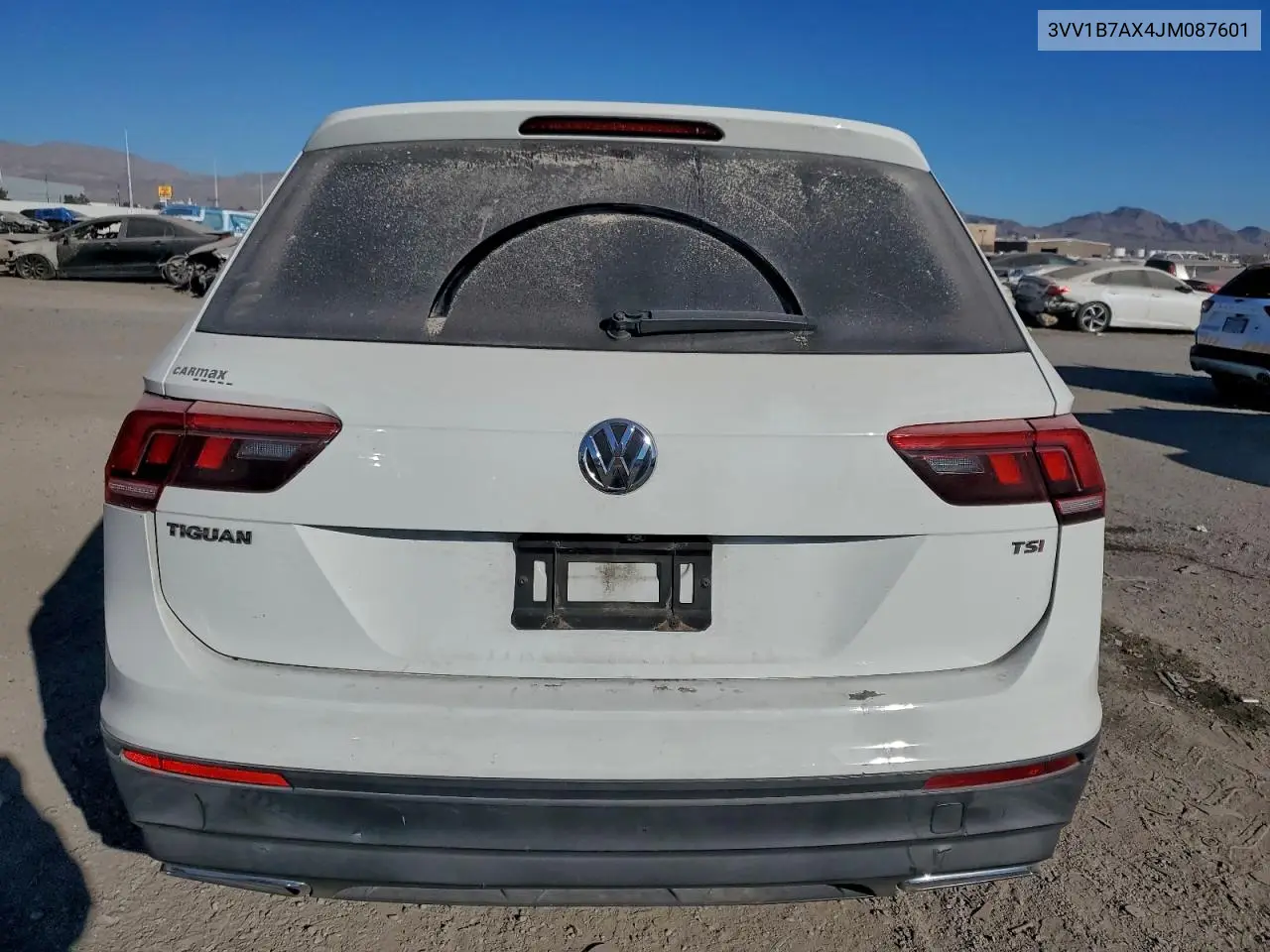 3VV1B7AX4JM087601 2018 Volkswagen Tiguan S
