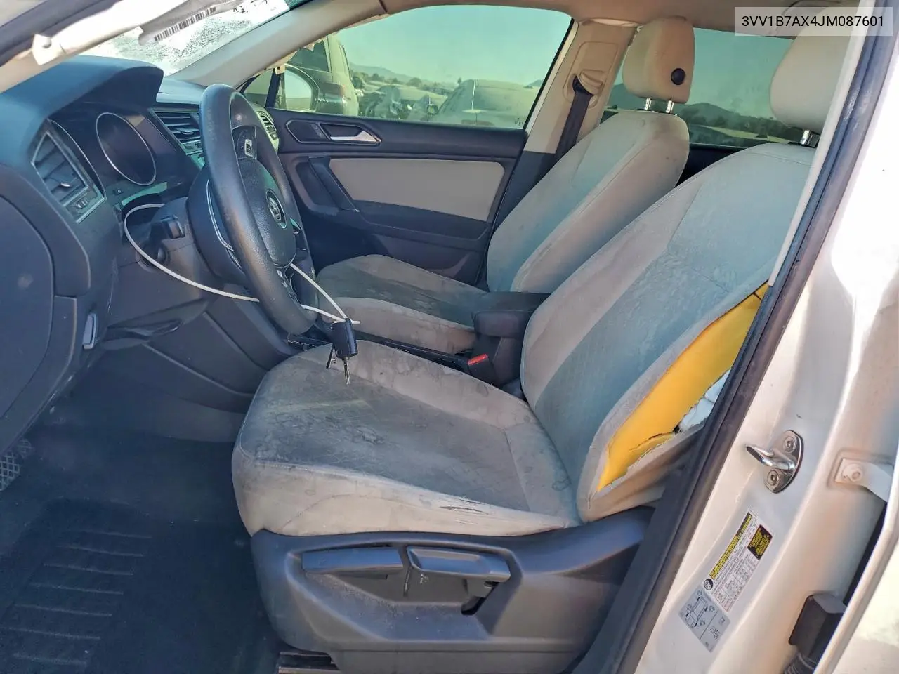 3VV1B7AX4JM087601 2018 Volkswagen Tiguan S