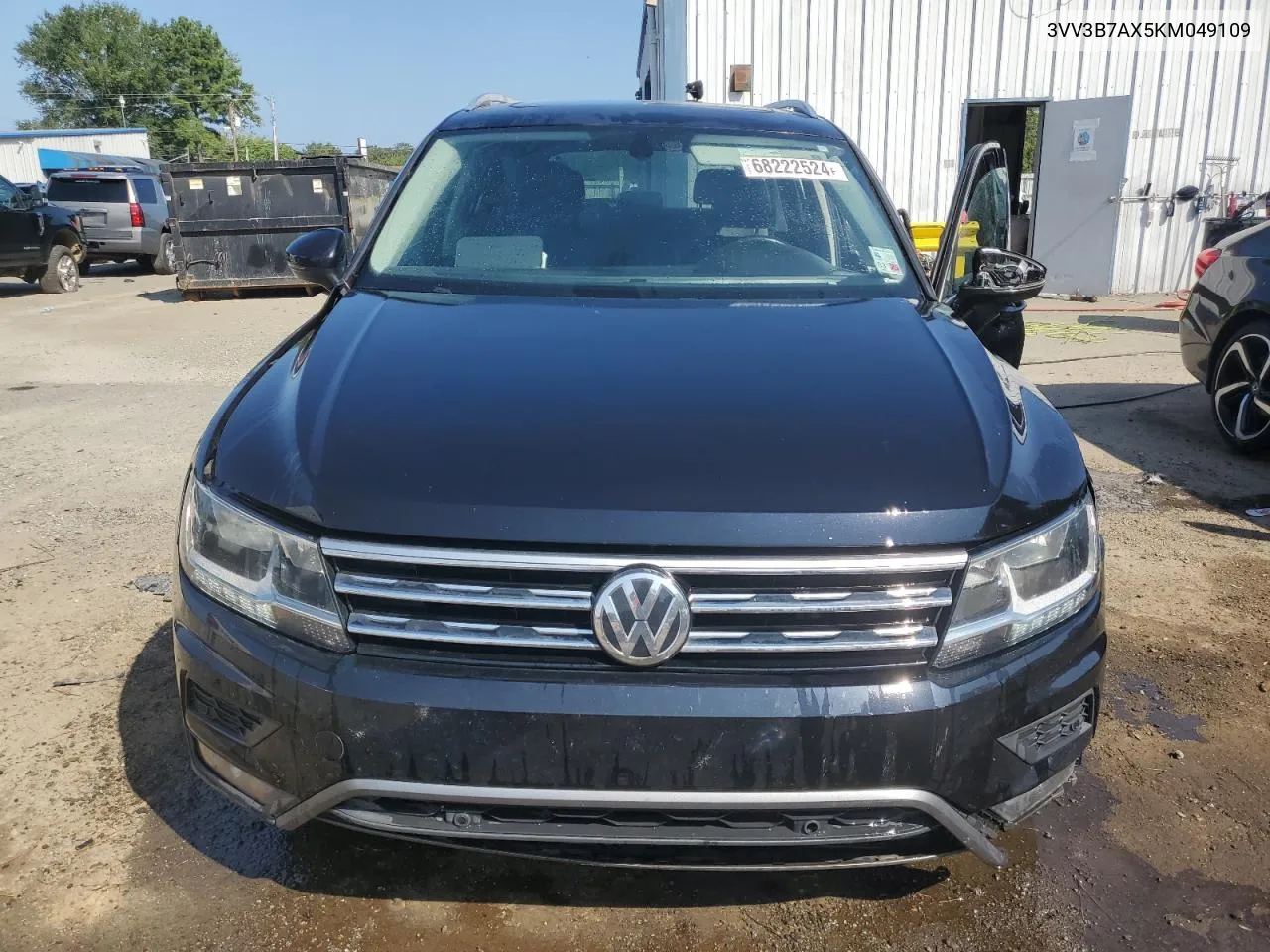 3VV3B7AX5KM049109 2019 Volkswagen Tiguan Se