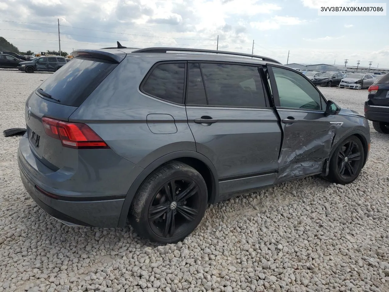 3VV3B7AX0KM087086 2019 Volkswagen Tiguan Se