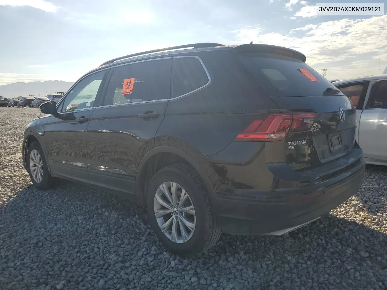 3VV2B7AX0KM029121 2019 Volkswagen Tiguan Se