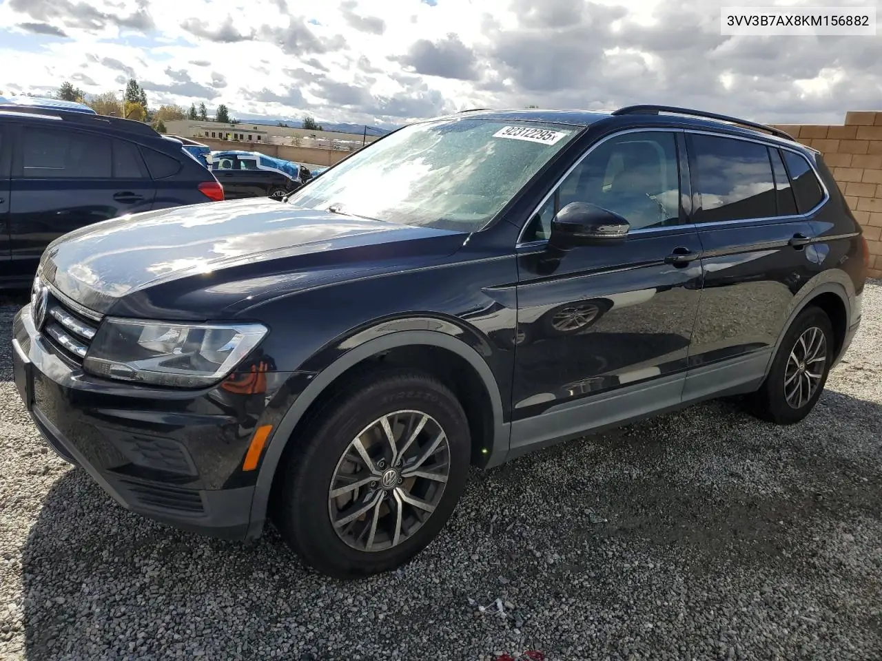 3VV3B7AX8KM156882 2019 Volkswagen Tiguan Se