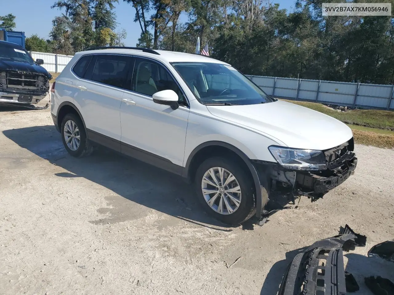 3VV2B7AX7KM056946 2019 Volkswagen Tiguan Se