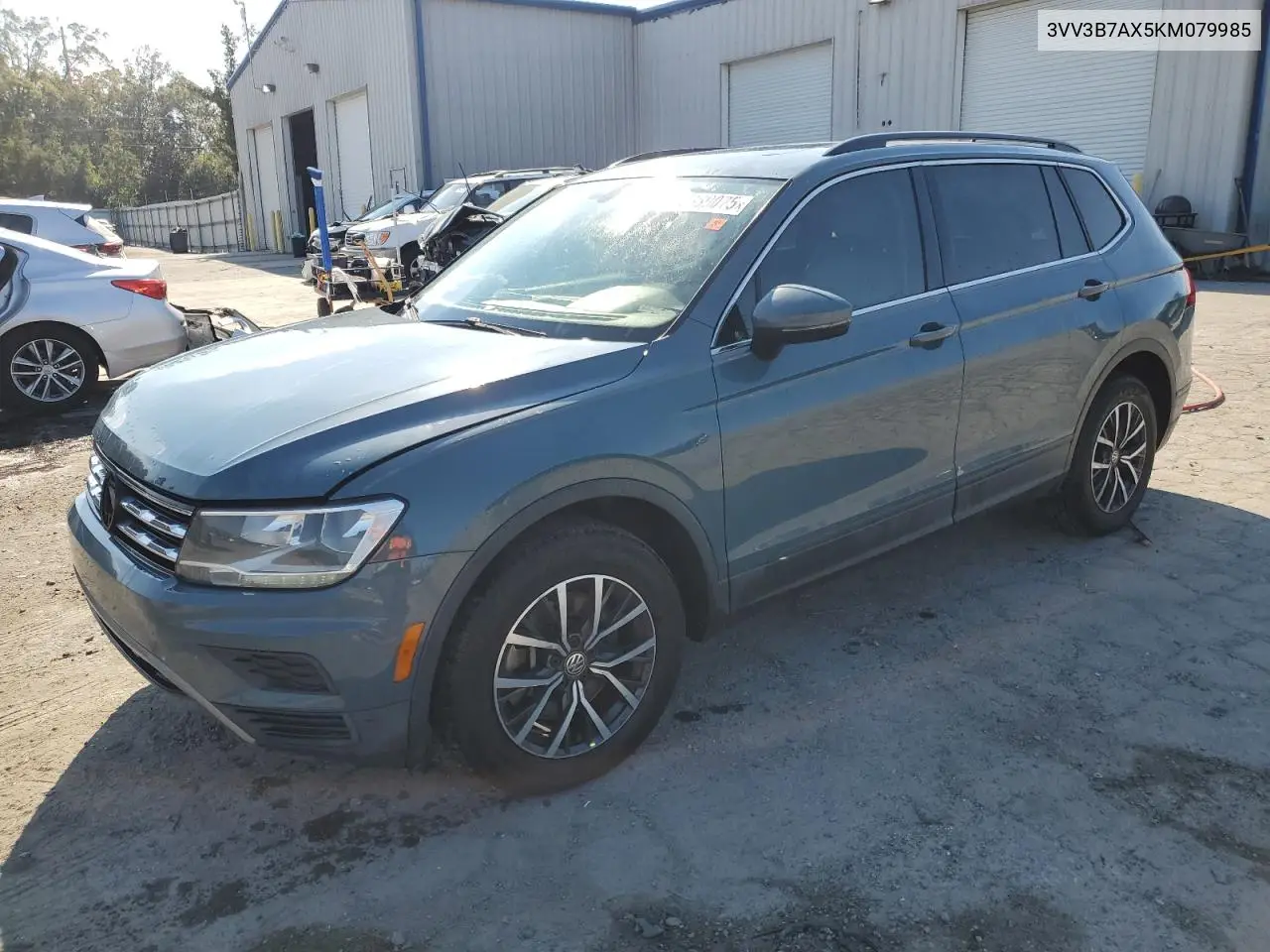 3VV3B7AX5KM079985 2019 Volkswagen Tiguan Se
