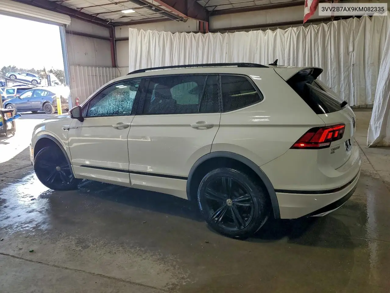 3VV2B7AX9KM082335 2019 Volkswagen Tiguan Se