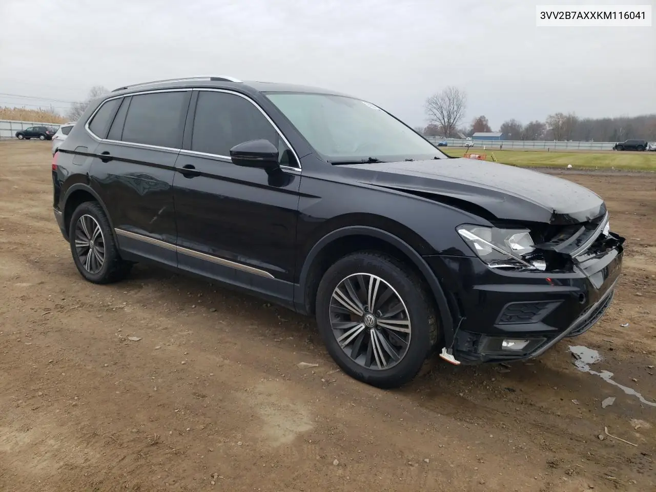 3VV2B7AXXKM116041 2019 Volkswagen Tiguan Se