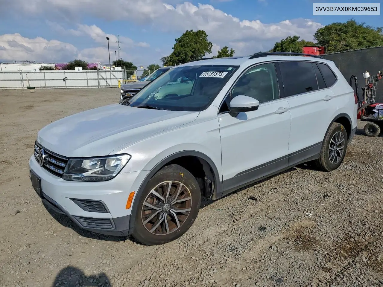 3VV3B7AX0KM039653 2019 Volkswagen Tiguan Se