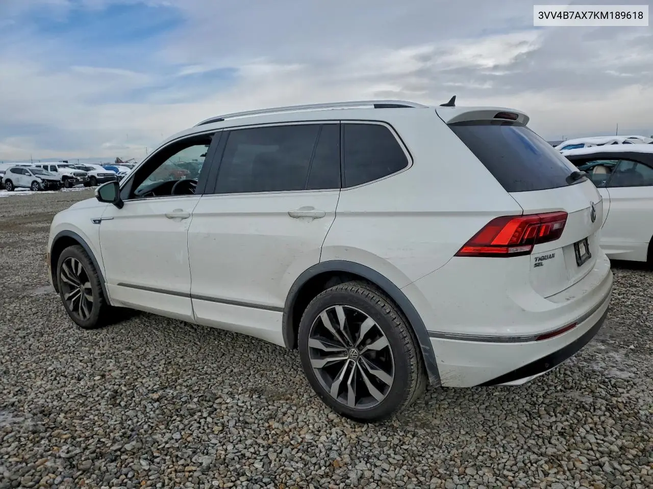 3VV4B7AX7KM189618 2019 Volkswagen Tiguan Sel Premium