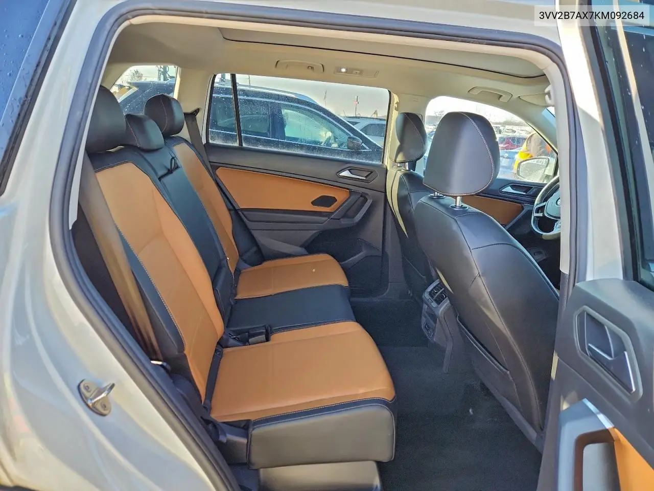 3VV2B7AX7KM092684 2019 Volkswagen Tiguan Se