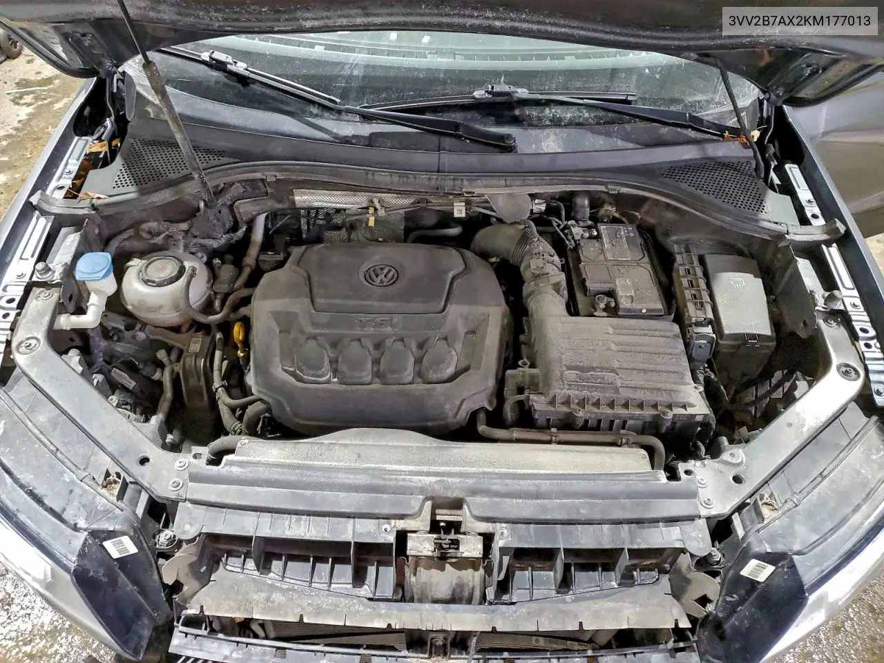 3VV2B7AX2KM177013 2019 Volkswagen Tiguan Se
