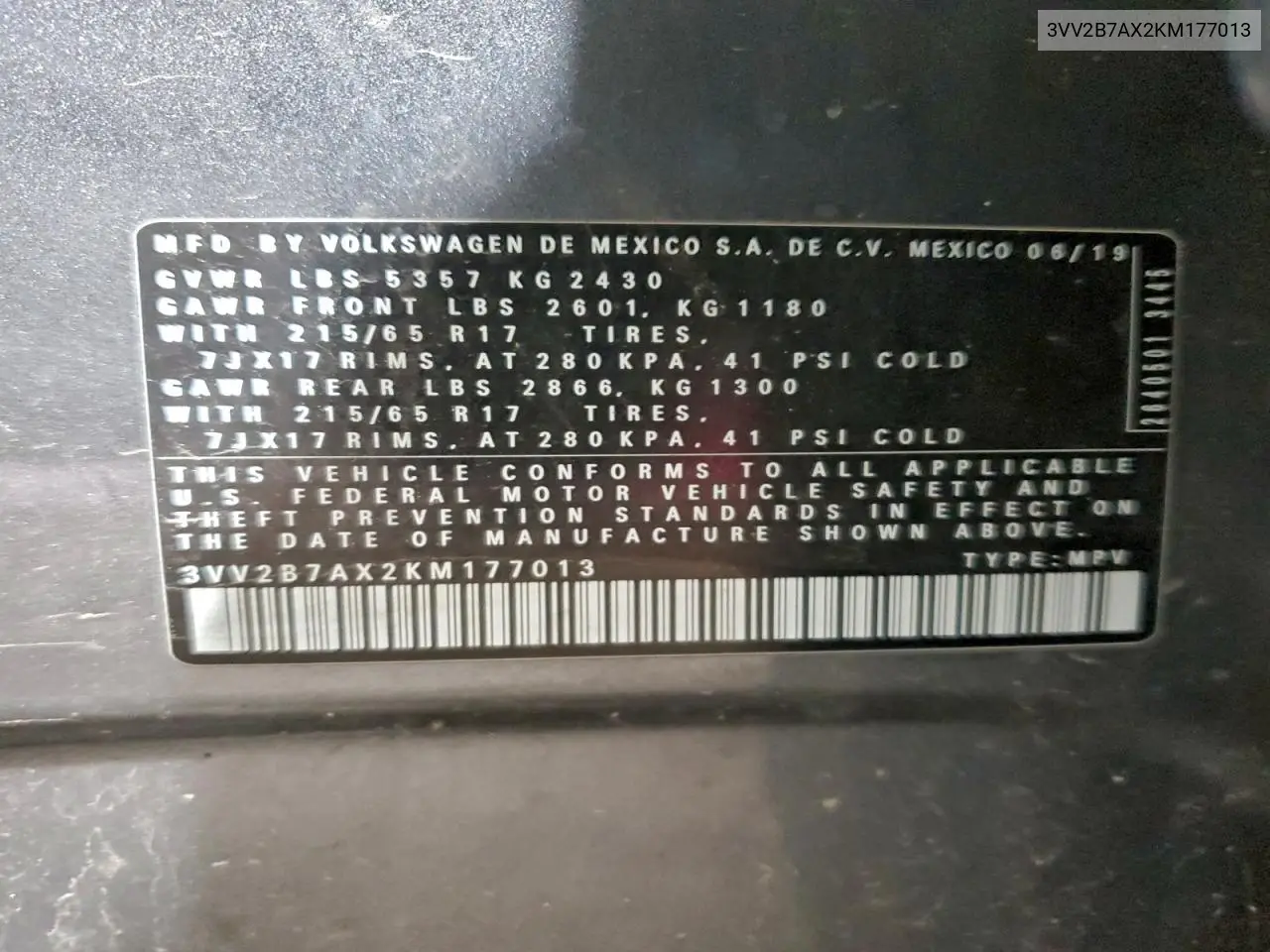 3VV2B7AX2KM177013 2019 Volkswagen Tiguan Se