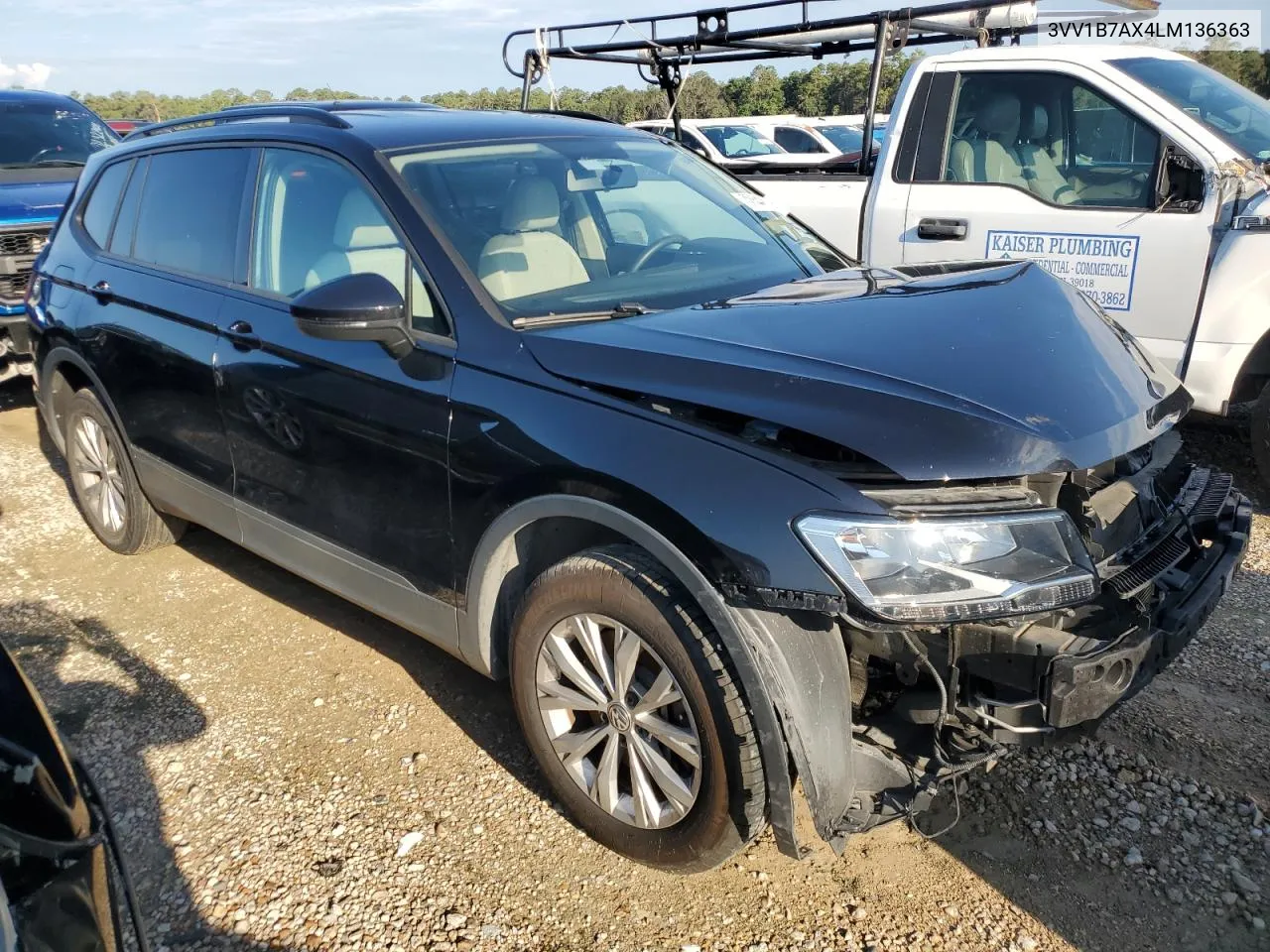 3VV1B7AX4LM136363 2020 Volkswagen Tiguan S