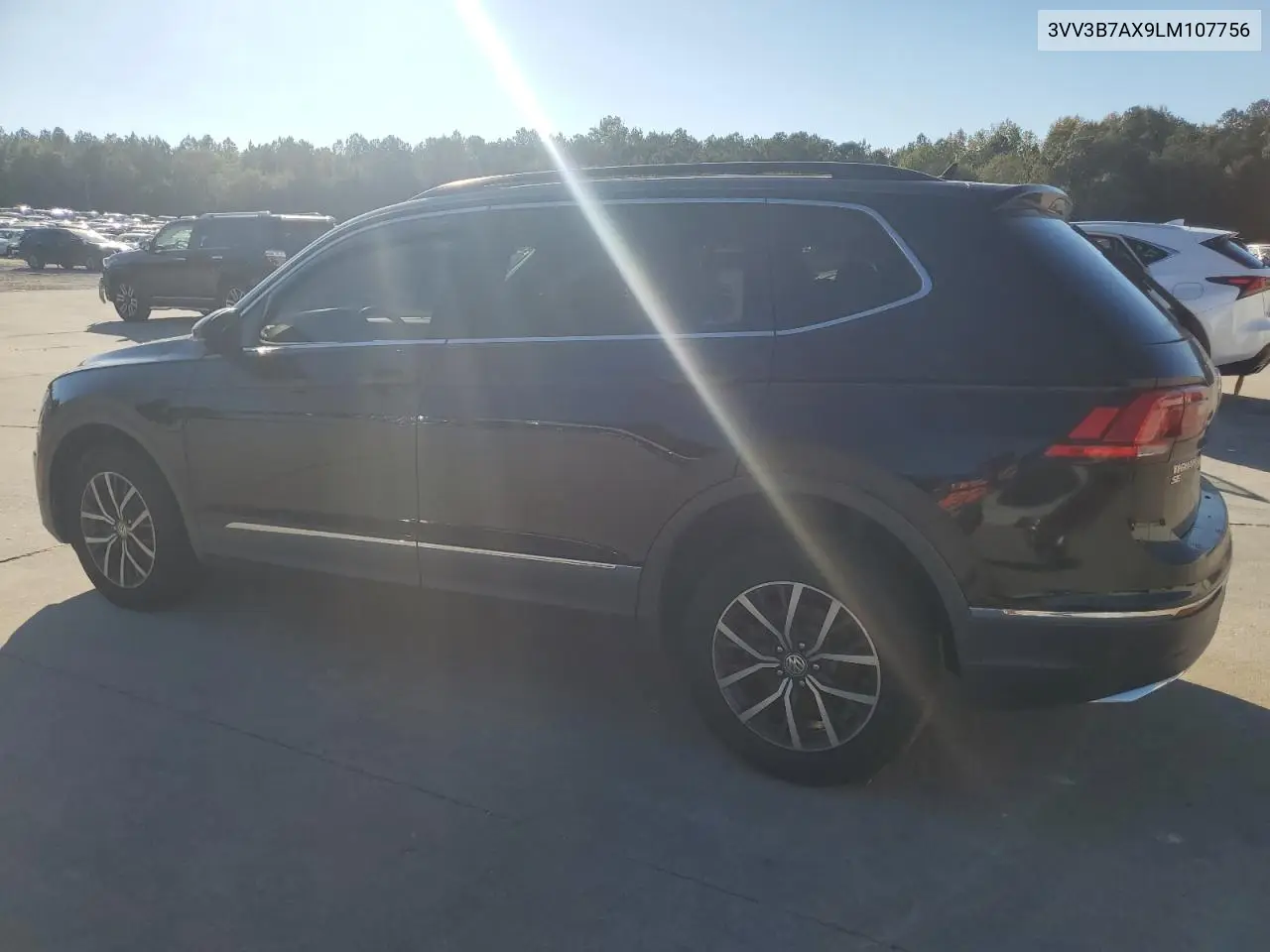 3VV3B7AX9LM107756 2020 Volkswagen Tiguan Se