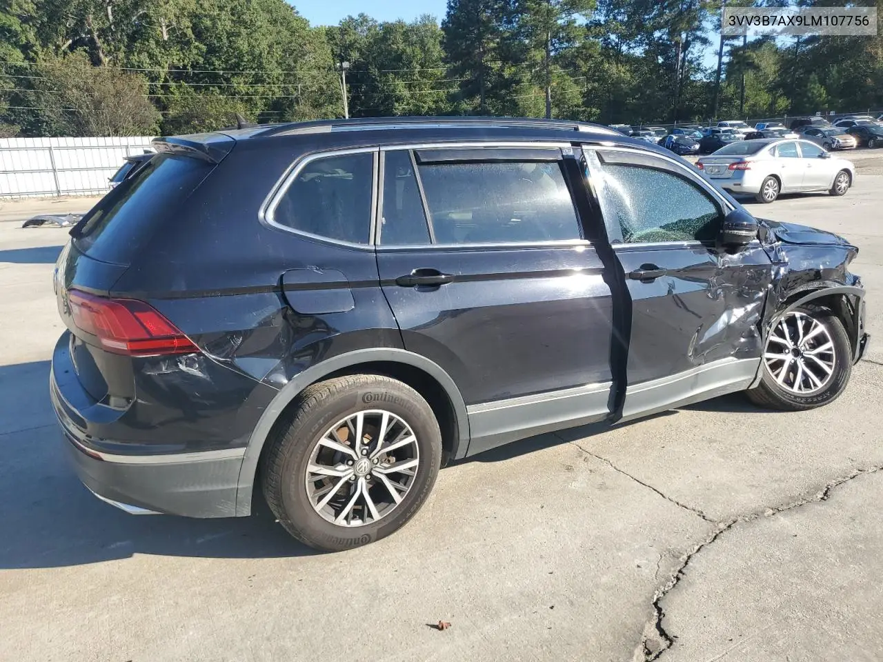 3VV3B7AX9LM107756 2020 Volkswagen Tiguan Se
