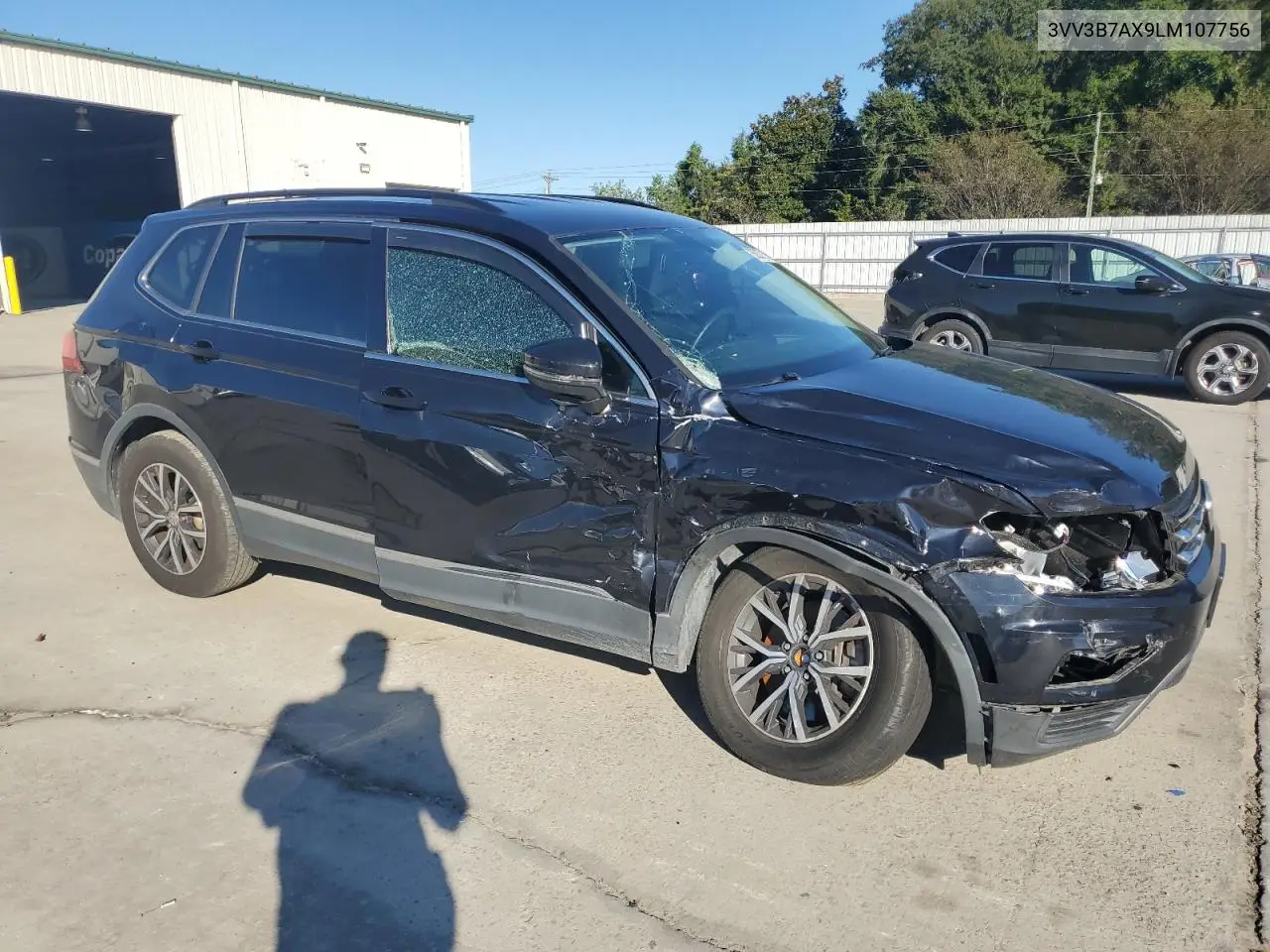 3VV3B7AX9LM107756 2020 Volkswagen Tiguan Se