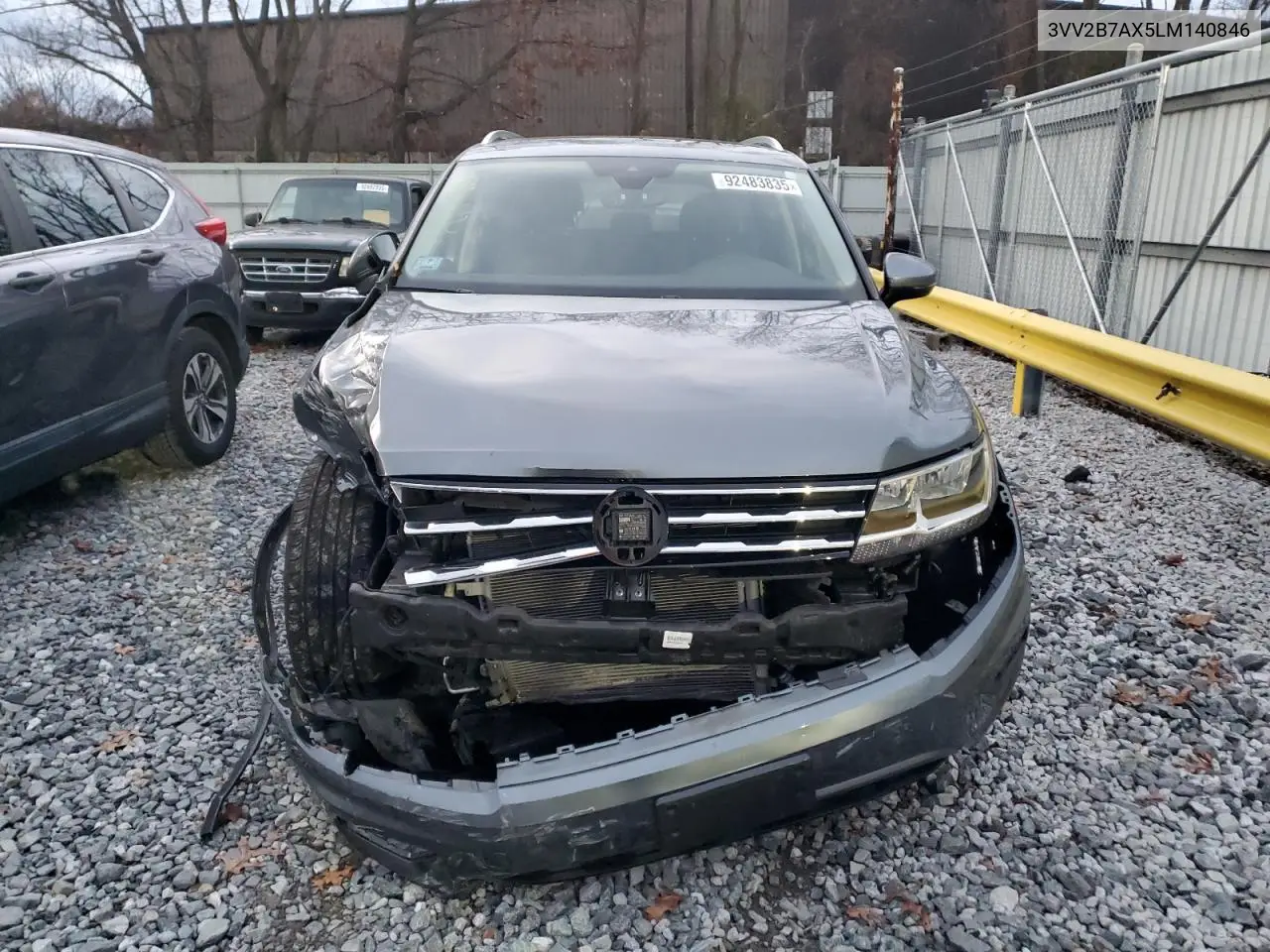 3VV2B7AX5LM140846 2020 Volkswagen Tiguan Se