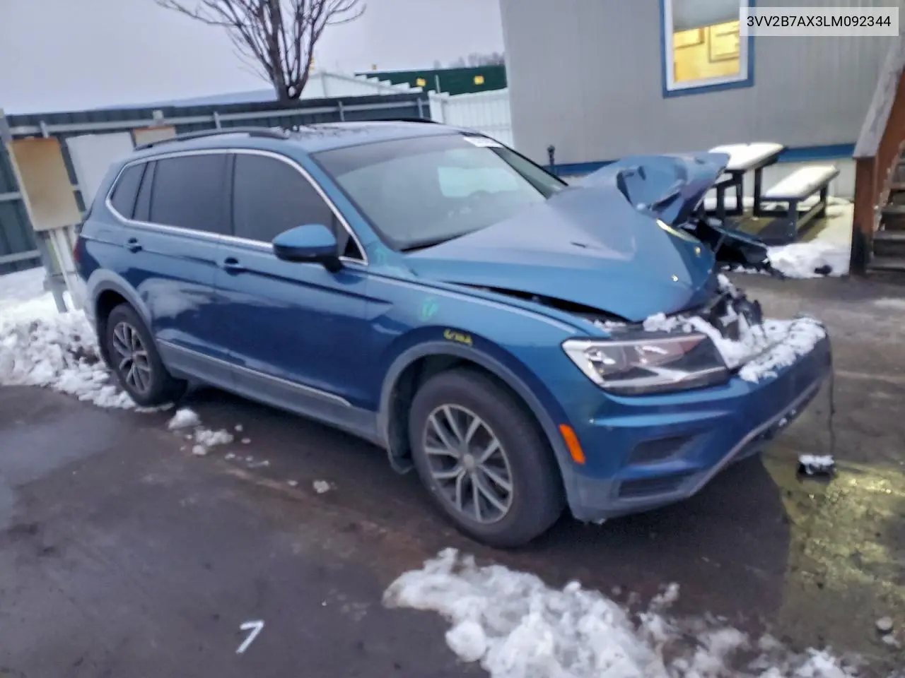 3VV2B7AX3LM092344 2020 Volkswagen Tiguan Se