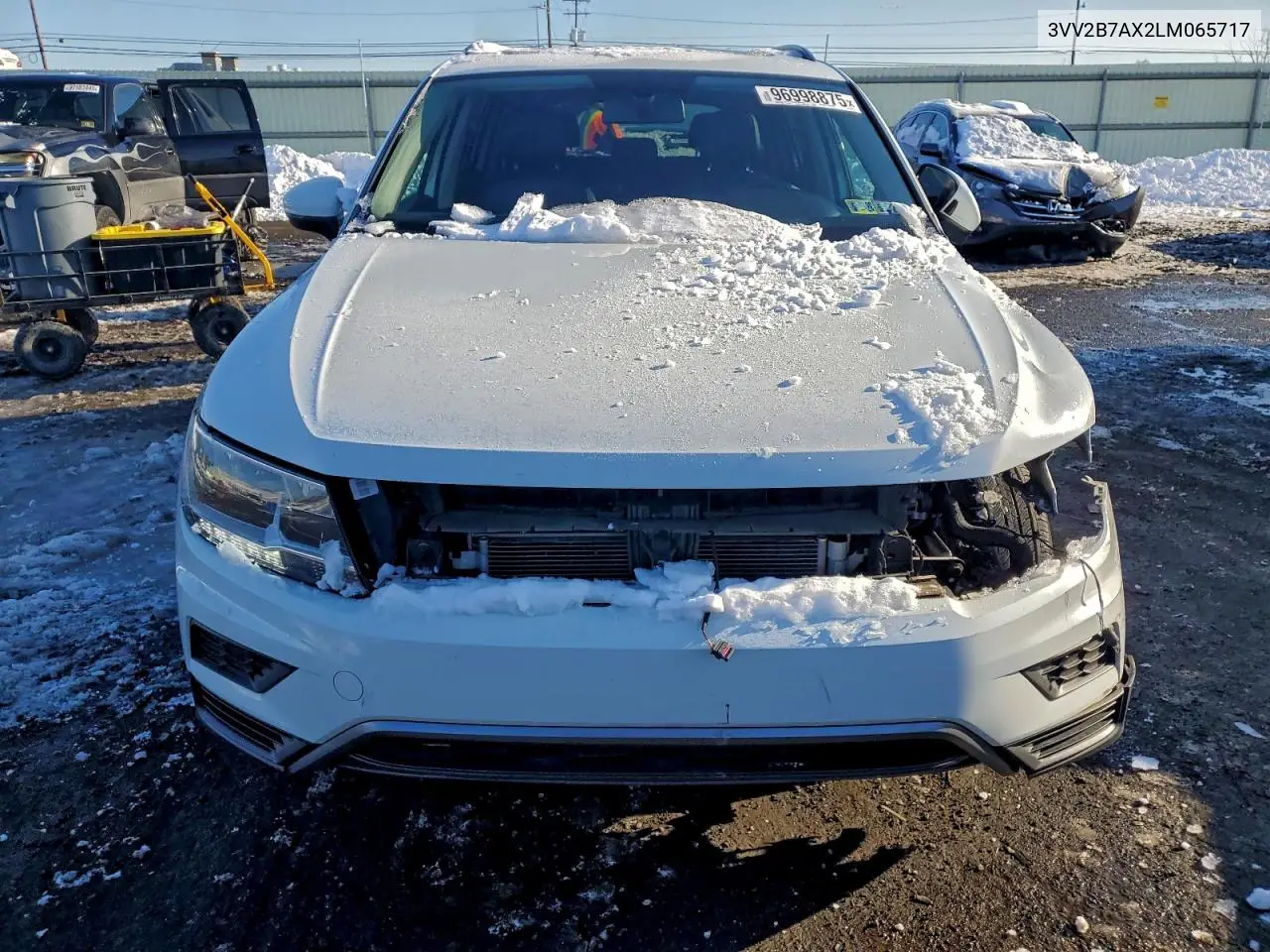 3VV2B7AX2LM065717 2020 Volkswagen Tiguan Se