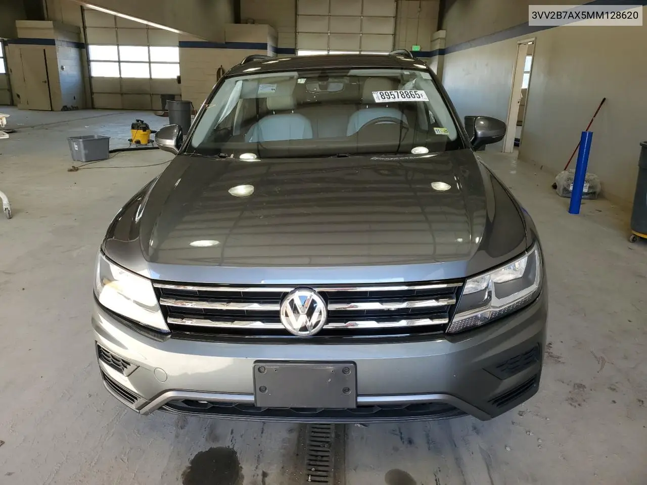 3VV2B7AX5MM128620 2021 Volkswagen Tiguan Se
