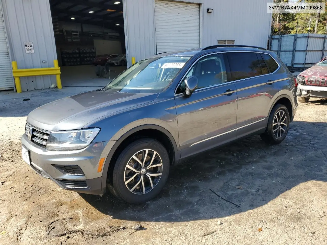3VV2B7AX4MM099868 2021 Volkswagen Tiguan Se