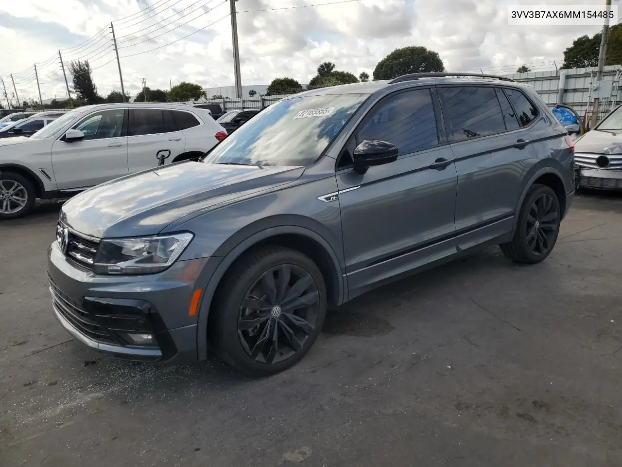 3VV3B7AX6MM154485 2021 Volkswagen Tiguan Se