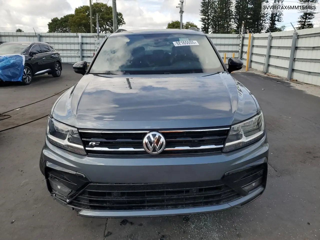3VV3B7AX6MM154485 2021 Volkswagen Tiguan Se