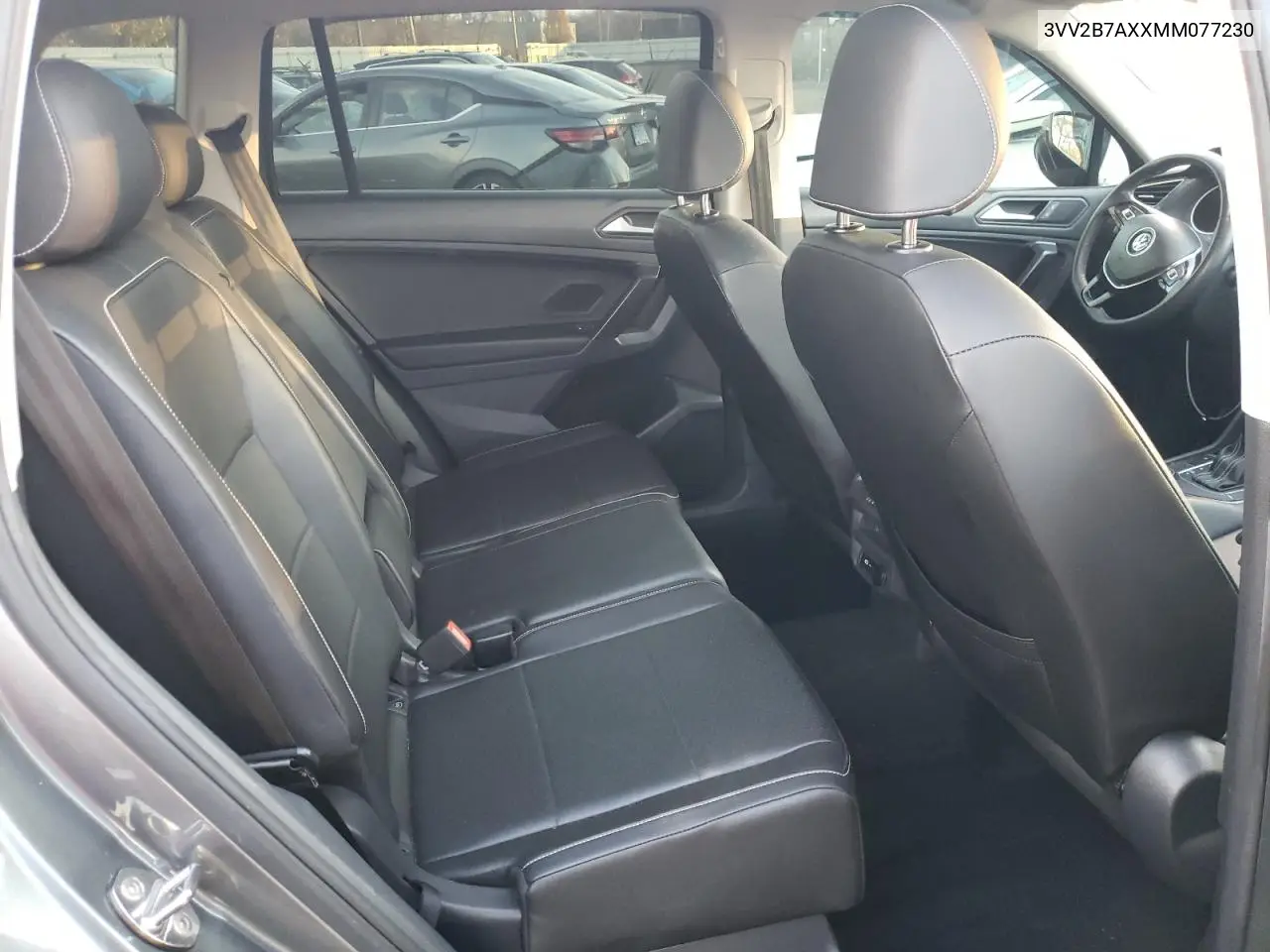3VV2B7AXXMM077230 2021 Volkswagen Tiguan Se