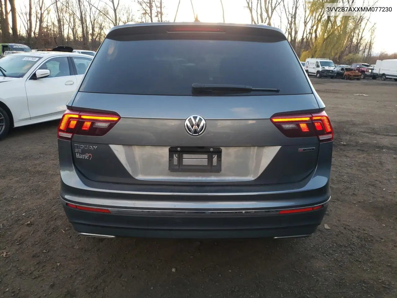 3VV2B7AXXMM077230 2021 Volkswagen Tiguan Se