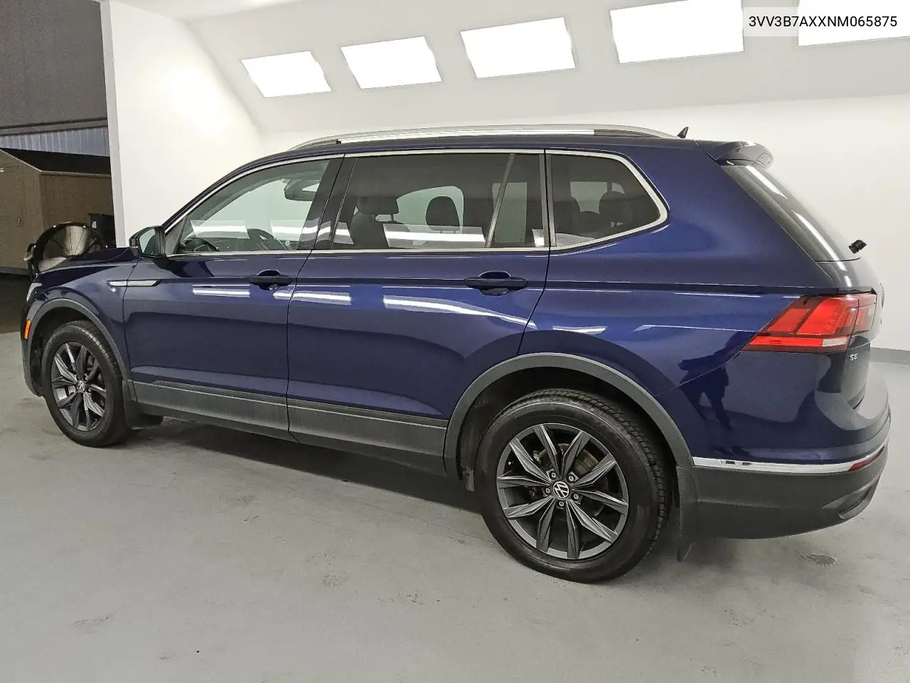 3VV3B7AXXNM065875 2022 Volkswagen Tiguan Se