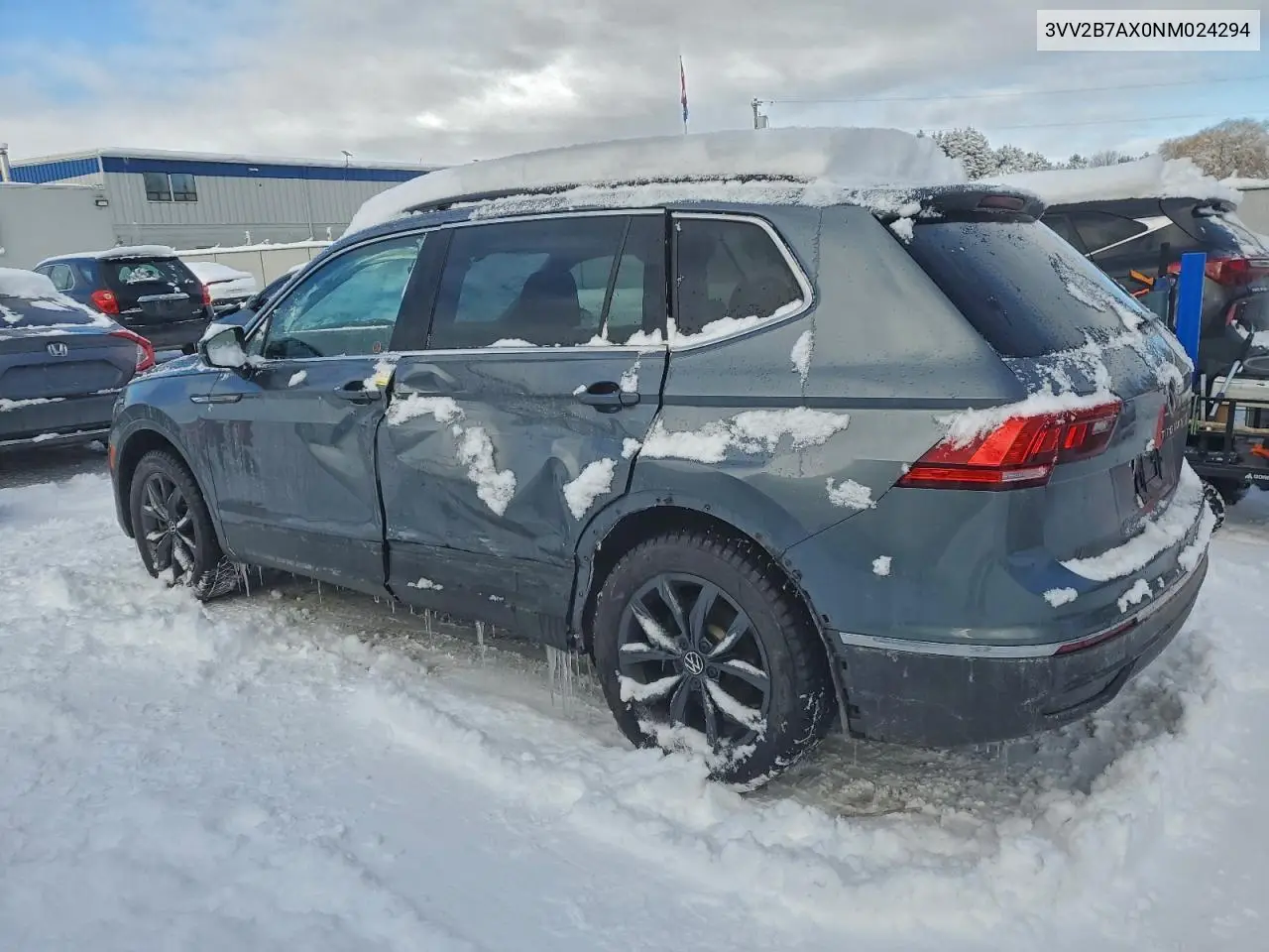 3VV2B7AX0NM024294 2022 Volkswagen Tiguan Se
