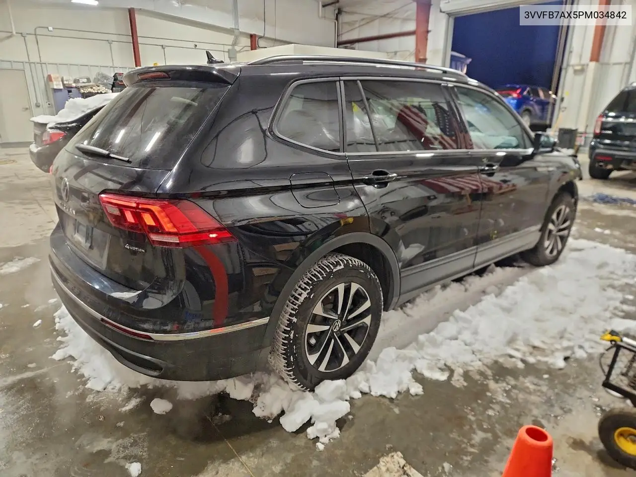 3VVFB7AX5PM034842 2023 Volkswagen Tiguan S