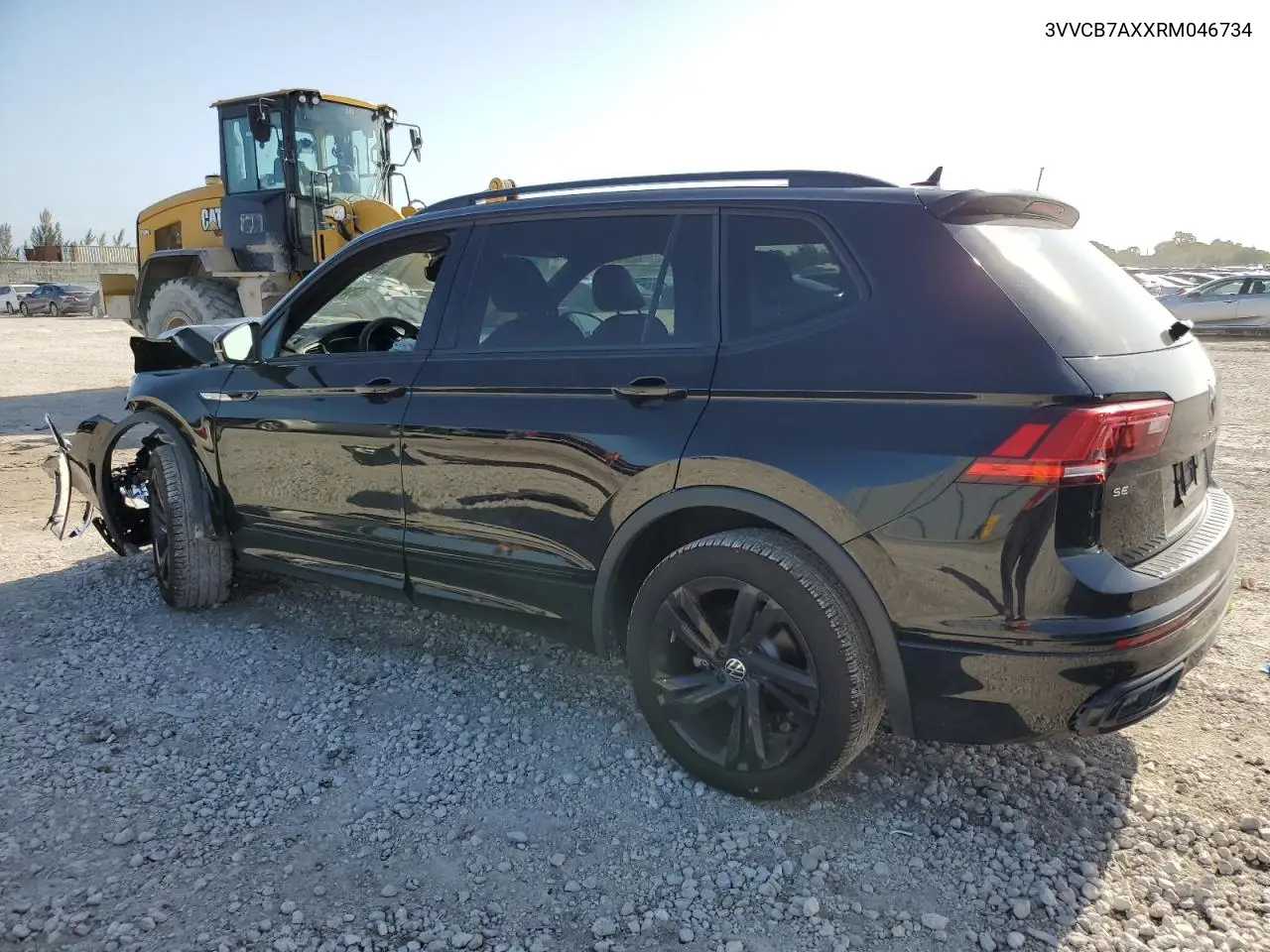 3VVCB7AXXRM046734 2024 Volkswagen Tiguan Se R-Line Black