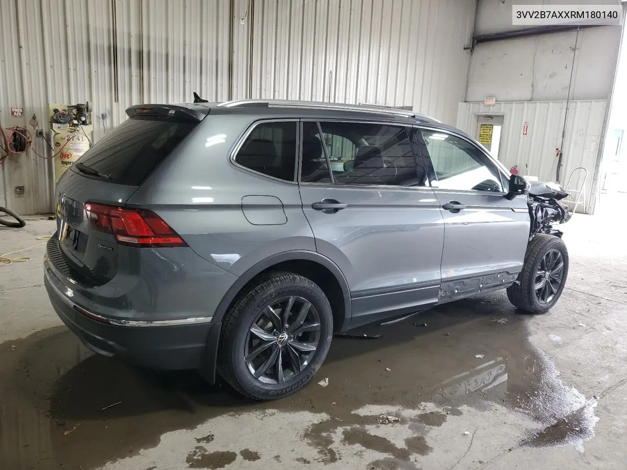 3VV2B7AXXRM180140 2024 Volkswagen Tiguan Se