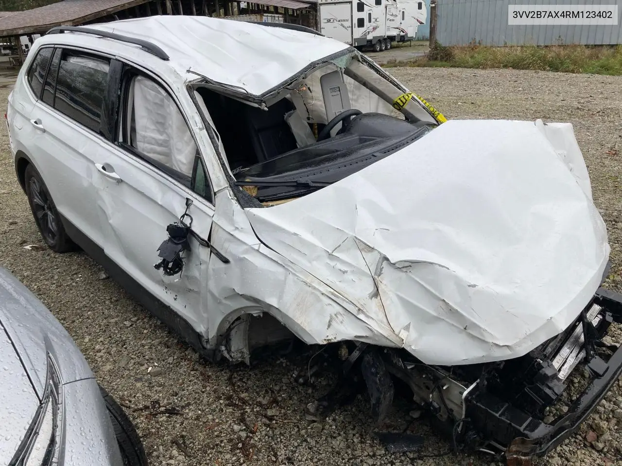3VV2B7AX4RM123402 2024 Volkswagen Tiguan Se