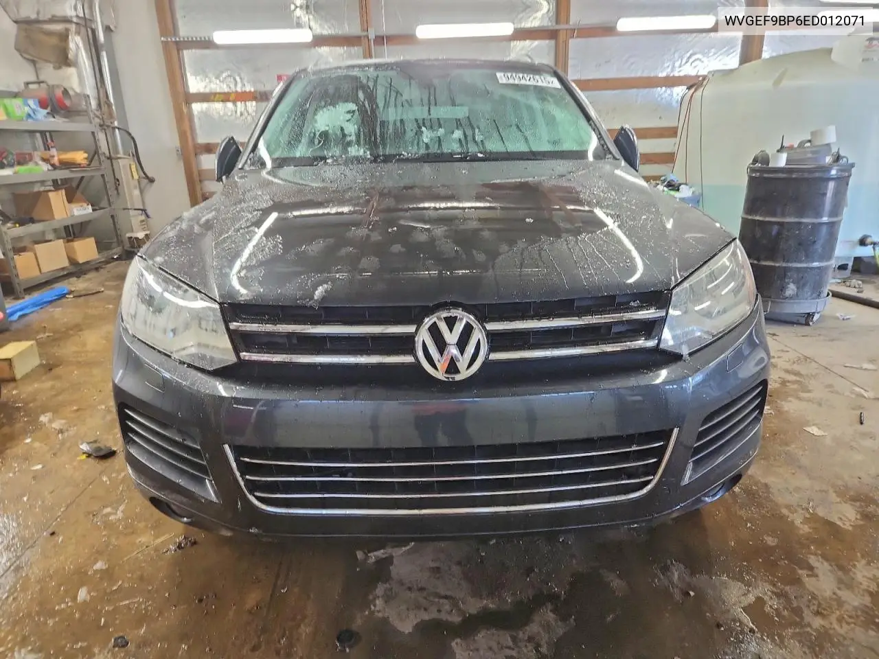WVGEF9BP6ED012071 2014 Volkswagen Touareg V6
