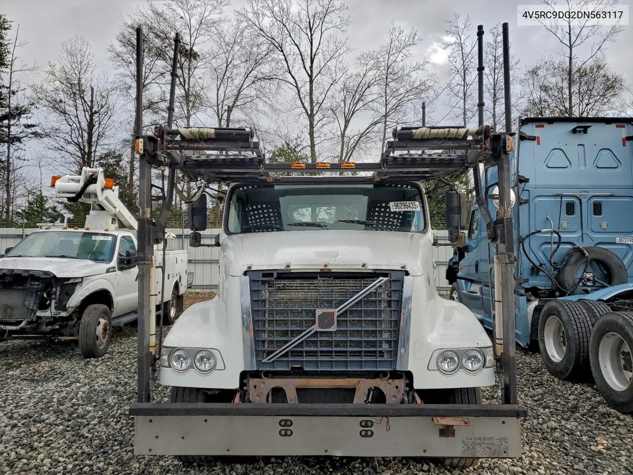 4V5RC9DG2DN563117 2013 Volvo Vah