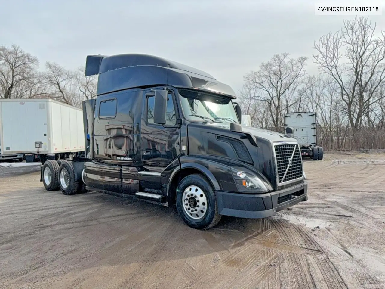 4V4NC9EH9FN182118 2015 Volvo Vn Vnl
