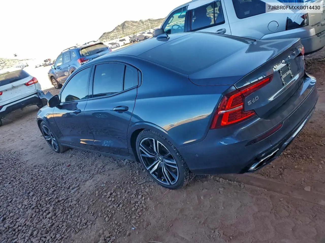 7JRBR0FMXKG014430 2019 Volvo S60 T8 R-Design